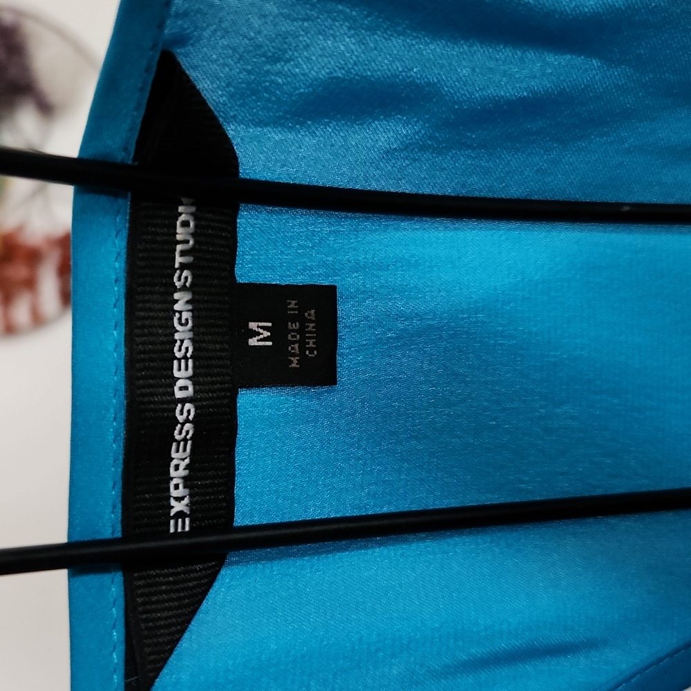 Express Design Studio size medium - Picture 3 of 6